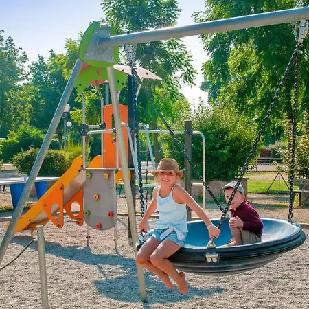 Mobil 5pers Proche Europa Park Dans 3étoiles Campeggio