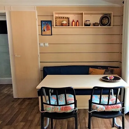 אתר קמפינג Mobil 5pers Proche Europa Park Dans 3etoiles